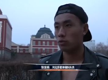 大方认爱卡哥：是的，我们订婚了 锦绣开年！