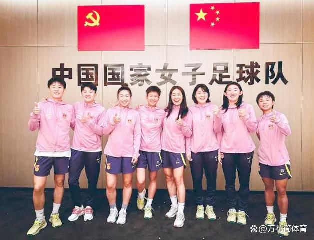 活动现场，为了回馈粉丝们的支持，陈乔恩动情演绎了两首歌曲献给大家，博得现场一浪高过一浪的欢 《神秘巨星》“母爱”特辑 阿米尔·汗感恩母亲 2018-01-15 由阿米尔·汗、塞伊拉·沃西、梅·维贾、拉吉·阿尔俊等主演的电影《神秘巨星》即将于1月19日与全国观众见面。