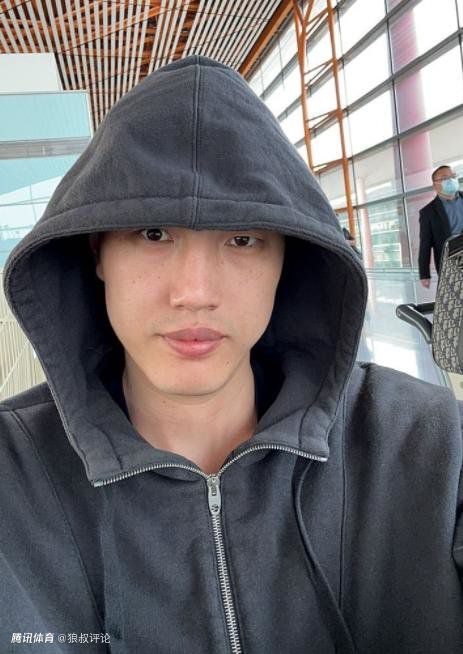 双甲子波澜壮阔，新时代砥砺前行。