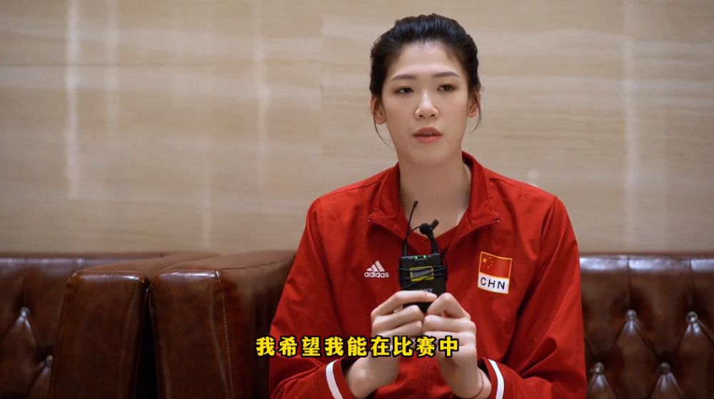 索尼将用AI参与电影制作 2024-06-03 近日在日本一个投资人会议上，索尼影业高层首席执行官托尼·文西奎拉表示，索尼正集中精力搞AI，调动采用AI技术运用在电影制作流程上，以提高效率：“我们正考虑使用AI制作院线电影和电视剧集的方式，更高效 AI进军电影届！