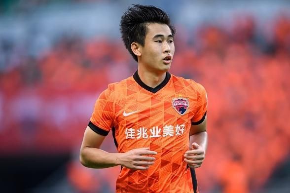 CCTV6 VIP影院 全部 电影 电视剧 影人 视频 图片 新闻 更新时间 所有 1小时内 今日内 1周内 1个月内 从资讯频道搜索 结果 163678 条 肖战“演活”莫得闲 《得闲谨制》小切口讲大时代 2025-12-12 上映三天票房破2亿，肖战主演的《得闲谨制》，用钳工莫得闲的觉醒故事，再次让观众泪目，也让尘封的历史重新变得鲜活可感。