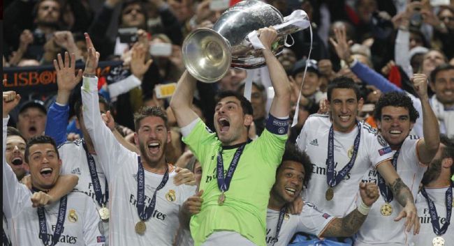 近日，片方公布了一组王志文剧照，或英气、或戏谑。