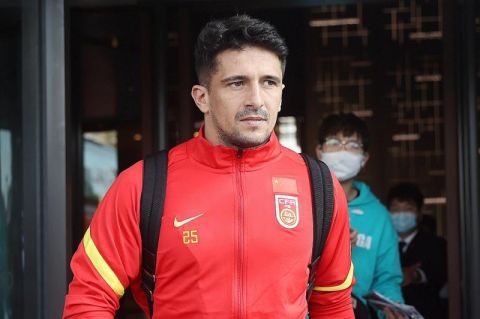 李晨、邓超、郑恺、Angelababy、鹿晗、陈赫、王祖蓝七人亮相，再度参加最新一期跑男。