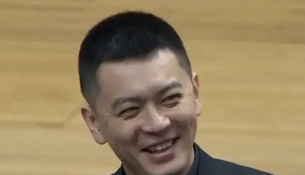 新的“神奇四侠”组合：凯特·玛拉饰演的“隐形女”、杰米·贝尔饰演的“石头人”、迈尔斯·特勒饰演的“神奇 《神奇四侠》重启在即 福克斯“回炉”漫画经典 2009-09-01 影片《神奇四侠》海报 经典漫画 惊奇公司近期消息频出，1日才宣布将被迪士尼收购，那边福克斯正式放出话来他们根据惊奇漫画改编的《神奇四侠》系列电影将正式重新启动。
