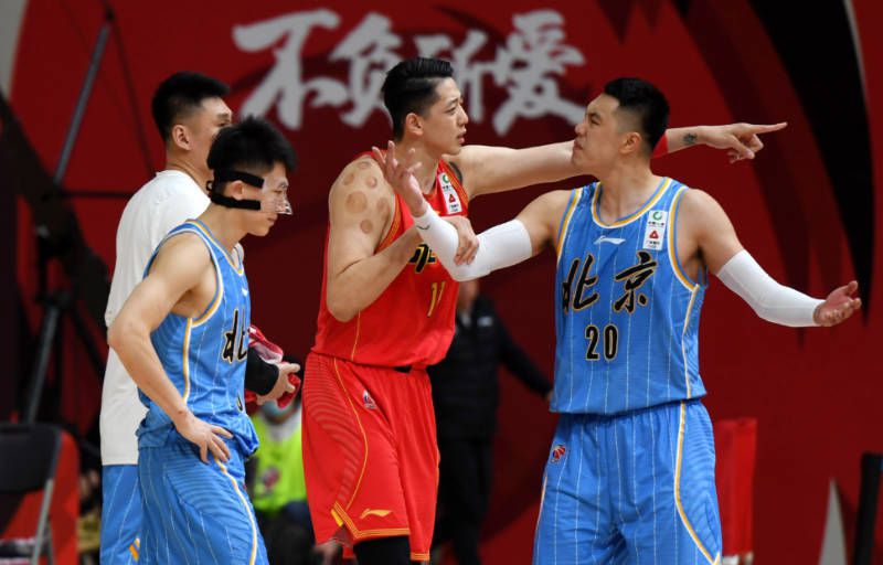 权志龙时隔9年再合照周润发 同框刘嘉玲 重新播放 大图播放 猜你喜欢CCTV6 VIP影院 搜索 电影 星闻 独家 更多 专题 图片 视频 滚动 首页 新闻 大片 影库 CCTV6 VIP影院 客户端 电影网>新闻>明星资讯 好耀眼！