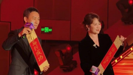 蒋劲夫大片再登封面 着皮草质感出众表现力获赞 2017-11-03 近日，90后硬汉小生蒋劲夫登上国内知名时尚杂志11月刊封面，今年夫仔已收获足足18个封面，其中不乏一线男刊，时尚表现力获赞。